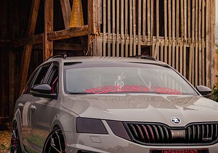 Skoda Octavia 2.0 TSI RS Combi RS | SEHR GEPFLEGT