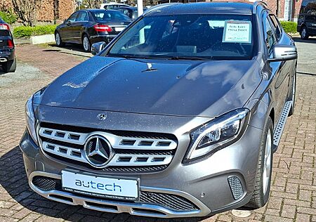 Mercedes-Benz GLA 220 GLA 220d / Urban / wenig KM / Automatik / LED