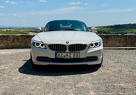 BMW Z4 35i-Individual Bicolor-Scheckheft-Liebhaber