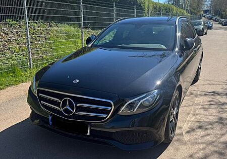 Mercedes-Benz E 200 Diesel T-Modell - AVANTGARDE, Night-Paket