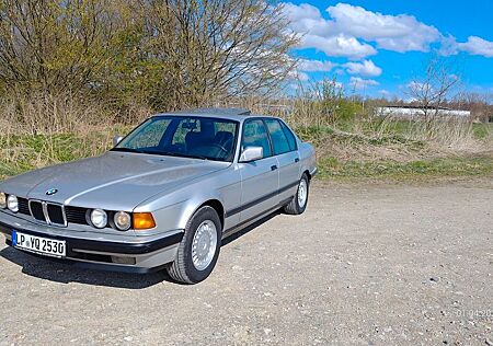 BMW 730i 91er E32 Youngtimer