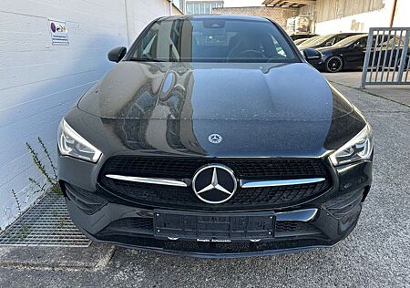 Mercedes-Benz CLA 250 e AMG/Widescreen/Ambiente/LED