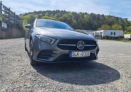 Mercedes-Benz A 250 e DCT -