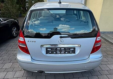 Mercedes-Benz A 170 ELEGANCE **1.HAND 43962 KM**