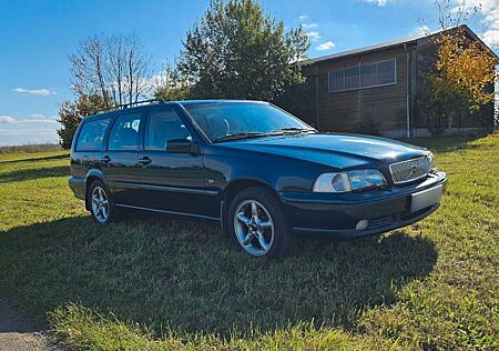 Volvo V70 AWD Automatic - TÜV neu