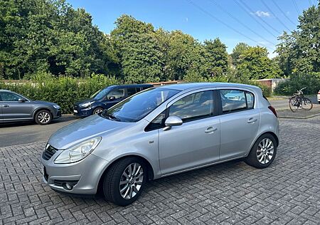 Opel Corsa 1.4 Twinport INNOVATION "110 Jahre" IN...