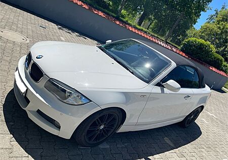BMW 118i Cabrio M-Sportpaket Volleder Sitzheizung