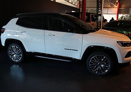 Jeep Compass Summit Mild-Hybrid FWD