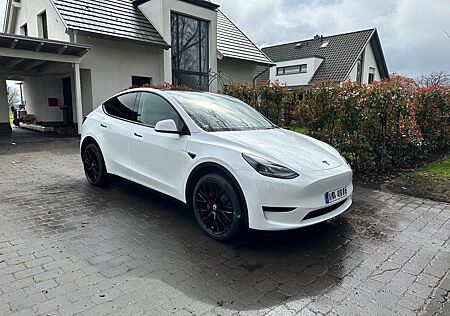 Tesla Model Y Hinterradantrieb RWD RWD