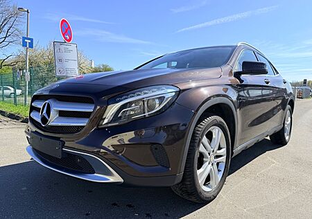 Mercedes-Benz GLA 220 GLA CDI / d 4Matic