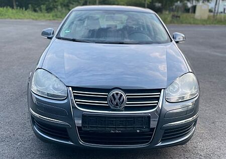 VW Jetta Volkswagen 1.6 United United