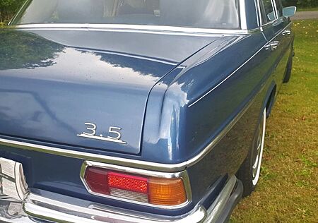 Mercedes-Benz 300 SEL 3.5