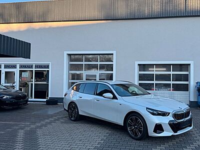 BMW 520i M Sport AHK Driv Assis Plus Park Assis Pro