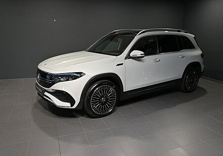 Mercedes-Benz EQB 300 4M AMG/PANO/360/LED