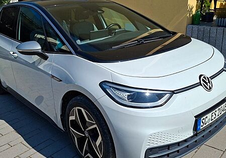 VW ID.3 Volkswagen 1st PRO Performance 58 kWh TÜV NEU!!!