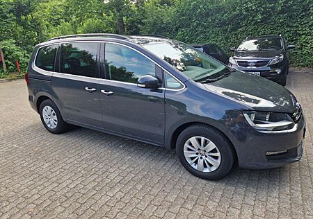 VW Sharan Volkswagen 2.0 TDI SCR BMT Comfortline Comfortline