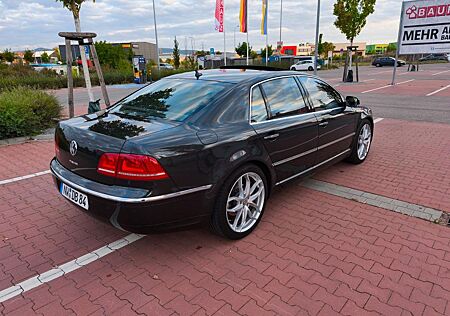 VW Phaeton Volkswagen 3.0 V6 TDI 4MOTION Tiptronic 5-Sitzer -