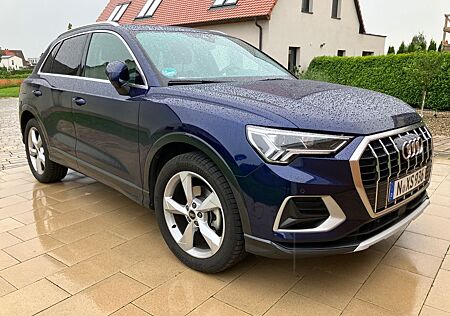 Audi Q3 35 TFSI S tronic adv. S line LED Nav AHK
