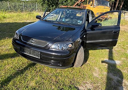 Opel Astra 1.6 Njoy Njoy