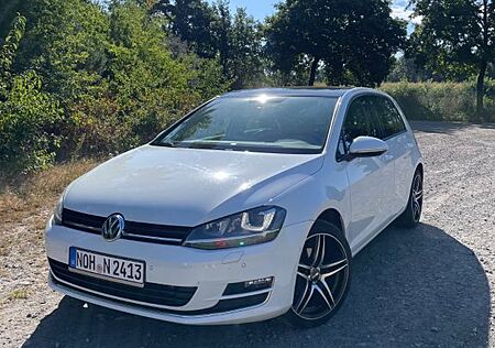 VW Golf Volkswagen 2.0 TDI DSG BMT Highline