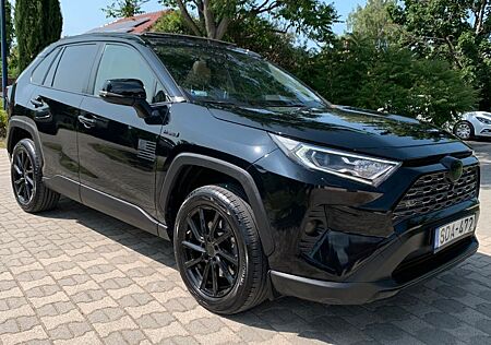 Toyota RAV 4 RAV4 Hybrid 4x4 Black Edition 28990 NETTO!
