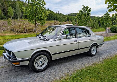 BMW 525 gebraucht kaufen BMW 525i 150PS MINT CONDITION