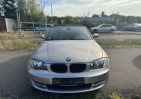 BMW 120i 120 Baureihe 1 Cabrio Leder Navi PDC