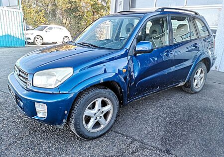 Toyota RAV 4 2.0-l-VVT-i 4x4 KLIMAANLAGE Alu-Felgen E3