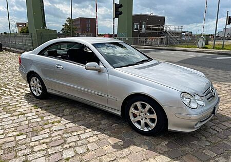 Mercedes-Benz CLK 240 ELEGANCE - Hingucker Coupe