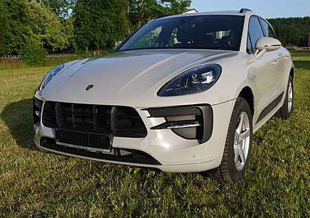 Porsche Macan *1.Hd. Beh.Umbau*nur 10tkm*Kreide*Pano*LED*
