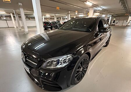 Mercedes-Benz C 400 4MATIC T Autom. - AMG Line - Panoramadach