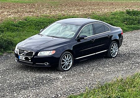 Volvo S80 V8 AWD