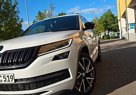 Skoda Kodiaq 2.0 TDI Sthz|360°| DSG 4x4 SPORTLINE Voll