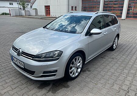 VW Golf Volkswagen VII Variant 2.0 TDI DSG Highline BM, AHK