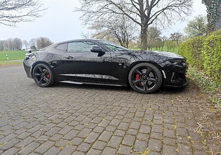 Chevrolet Camaro 6.2 V8 EU MT