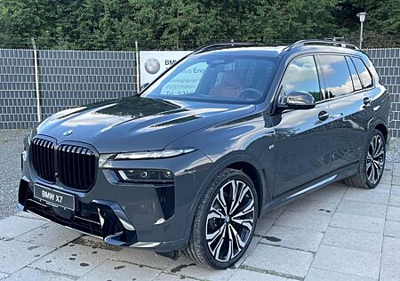 BMW X7 xDrive 40d M Sport LM 23'' Standheizung Voll!