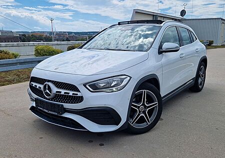 Mercedes-Benz GLA 180 d AMG PANORAMA*HUD*KAMERA*NAVI*LEDER*ALU