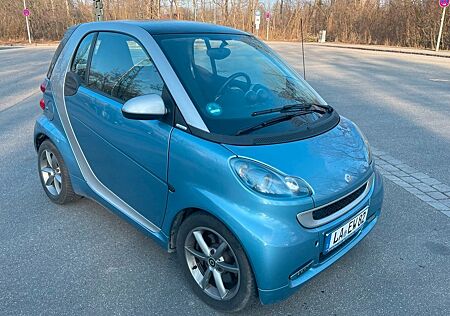 Smart ForTwo 1.0/Tüv 07-26/Reifen Dot 2623/Panoramadac
