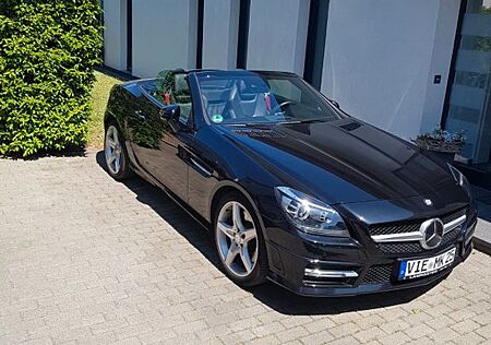 Mercedes-Benz SLK 200 -