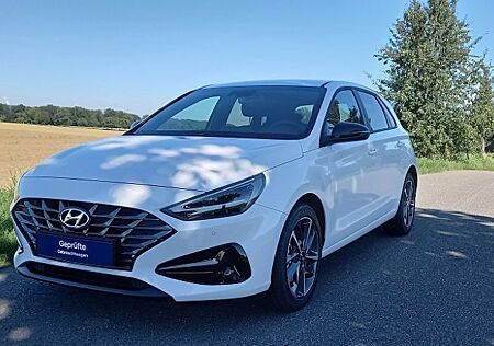 Hyundai i30 1.0 T-GDI Connect & Go