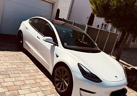 Tesla Model 3 SR+ (60KWh) 8-fach bereift