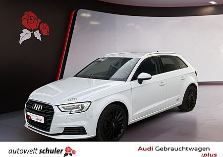Audi A3 Sportback 35 1.5 TFSI S-tronic AHK Xenon