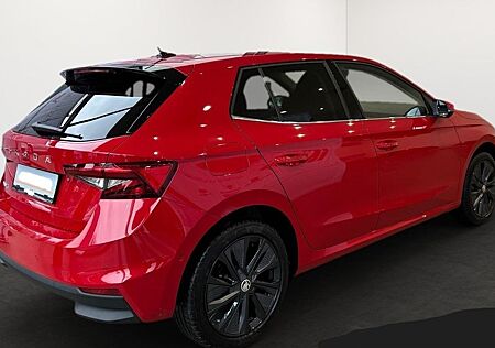 Skoda Fabia 110KW DSG Kamera PDC v+hi Shzg Garantie