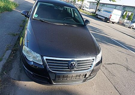 VW Passat Volkswagen Lim. Sportline 4Motion- Standheizung !