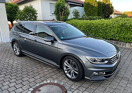 VW Passat Variant Volkswagen 2.0 TDI SCR 140kW DSG Highlin...