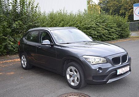 BMW X1 18 d xDrive * Navi* Bi-Xenon* 8-fach bereift