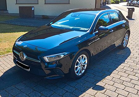 Mercedes-Benz A 200 d