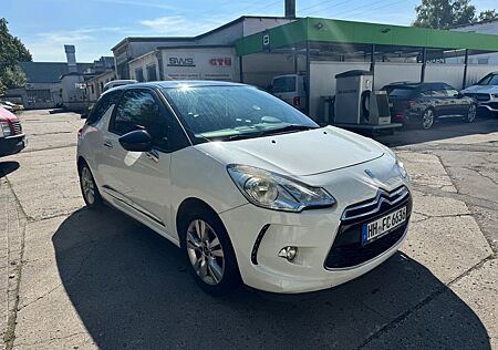 Citroën DS3 PureTech VTi 82 Chic Chic 2013 weiß in weiss