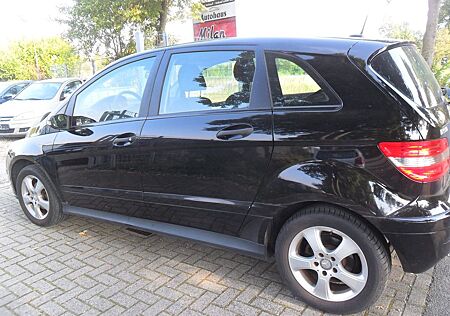 Mercedes-Benz B 150 B -Klasse Tüv/Au +Wartung Neu
