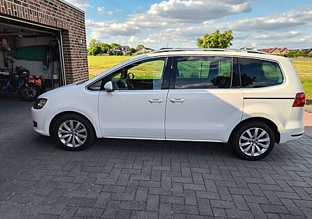 VW Sharan Volkswagen 2.0 TDI DSG BlueMotion Tech Highline ...